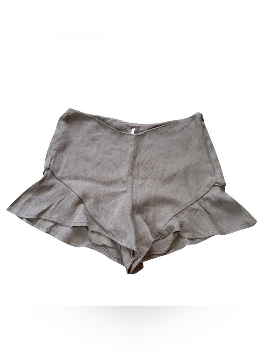 Free People “Loving You” Taupe Ruffle-Hem Shorts size 2 NWT